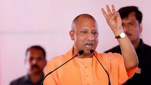 बाढ़ में योगी सरकार का राहत अभियान जारी, 6.83 लाख लंच पैकेट व 1.11 लाख से ज्यादा बाढ़ राहत किट बांटे