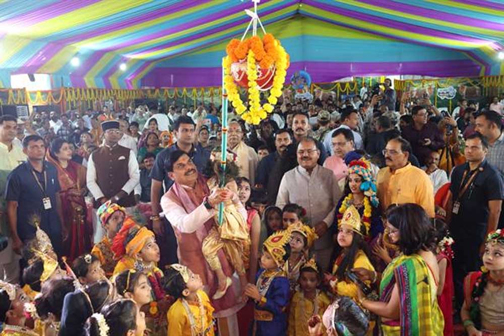 राज्य सरकार प्रभु राम और कृष्ण से जुड़े सभी स्थानों को भव्य तीर्थ बनाकर कर रही जीवंत