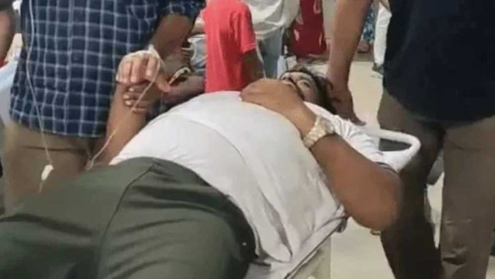 ग्वालियर में दिनदहाड़े फायरिंग से सनसनी, जमीन कारोबारी को लगीं 3 गोलियां ग्वालियर में दिनदहाड़े फायरिंग से सनसनी, जमीन कारोबारी को लगीं 3 गोलियां