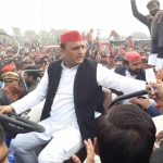 2027 से पहले अखिलेश का किसान कार्ड, मुफ्त इलाज से लेकर समय पर गन्ना भुगतान का ऐलान