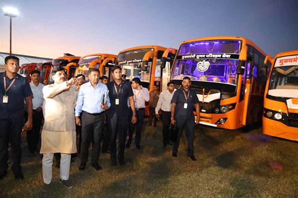 मुख्यमंत्री डॉ. यादव ने दशहरा मैदान पहुंचकर देखीं व्यवस्थाएं