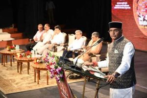 अपनी भाषा और जड़ों से जुड़कर ही युवा कर सकते हैं सशक्त राष्ट्र का निर्माण : मंत्री सारंग