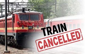 चंडीगढ़ स्टेशन के पुनर्निर्माण से रेल यातायात प्रभावित, 12 ट्रेनें कैंसिल; कई का संचालन मोहाली से चंडीगढ़ स्टेशन के पुनर्निर्माण से रेल यातायात प्रभावित, 12 ट्रेनें कैंसिल; कई का संचालन मोहाली से