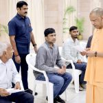 मुख्यमंत्री ने अफसरों को दिया निर्देश- संवेदनशील व्यवहार के साथ करें पीड़ितों की सहायता