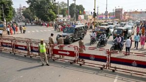 दशहरा पर पटना में बदलेगा ट्रैफिक रूट, डाकबंगला और भट्टाचार्य चौराहे से गांधी मैदान जाना प्रतिबंधित दशहरा पर पटना में बदलेगा ट्रैफिक रूट, डाकबंगला और भट्टाचार्य चौराहे से गांधी मैदान जाना प्रतिबंधित