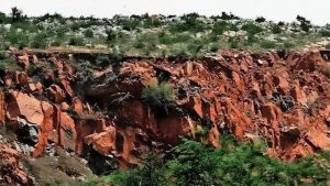 अरावली पर मंडराया मरुस्थलीकरण का खतरा, अजमेर समेत कई इलाकों में तेजी से घट रहीं चट्टानें