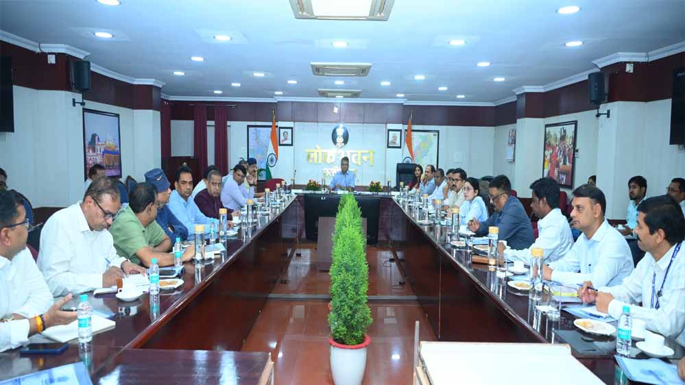 छत्तीसगढ़ प्रवास पर आएंगी राष्ट्रपति द्रौपदी मुर्मू, तैयारियों को लेकर लोकभवन में अधिकारियों ने की चर्चा