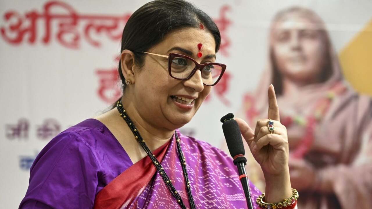 पंचकूला में स्मृति ईरानी का दो दिवसीय दौरा, सीएम नायब सैनी समेत बड़े नेताओं से होगा संवाद