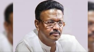 ममता बनर्जी के करीबी फिरहाद हकीम का खुलासा, ‘शुभेंदु अधिकारी आज TMC के मुख्यमंत्री होते’, जानें वजह ममता बनर्जी के करीबी फिरहाद हकीम का खुलासा, ‘शुभेंदु अधिकारी आज TMC के मुख्यमंत्री होते’, जानें वजह