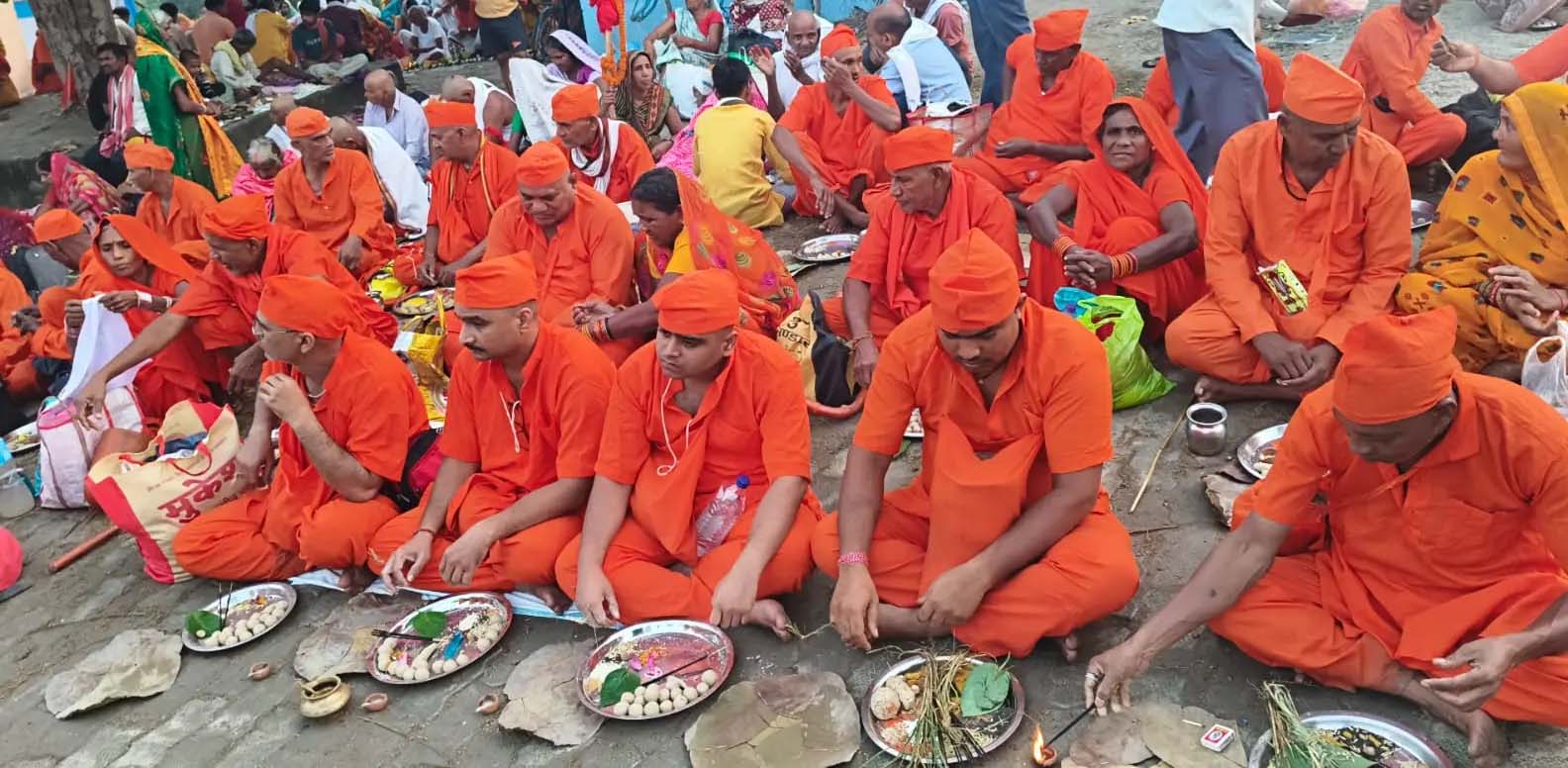 गयाजी से पहले पुनपुन नदी में पहला पिंडदान, देश-विदेश से सिरिस घाट पहुंचे श्रद्धालु