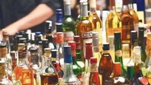 एक्सप्रेसवे से गांवों तक शराब की सप्लाई, चार दिन में 54 लाख की खेप पकड़ी