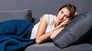 सोते समय लोग क्यों करते हैं बड़बड़ाना? जानें Sleep Talking के पीछे की वजह और कब सतर्क होना जरूरी सोते समय लोग क्यों करते हैं बड़बड़ाना? जानें Sleep Talking के पीछे की वजह और कब सतर्क होना जरूरी