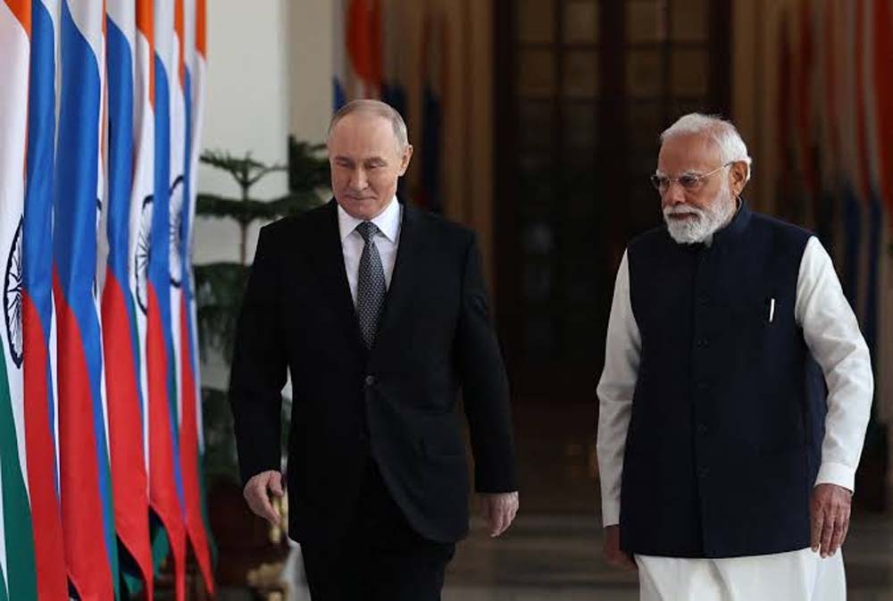 चीन-पाकिस्तान की बढ़ती नजदीकी के बीच रूस ने भारत को बताया पुराना और भरोसेमंद साझेदार चीन-पाकिस्तान की बढ़ती नजदीकी के बीच रूस ने भारत को बताया पुराना और भरोसेमंद साझेदार