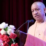 अभावों को ढाल नहीं, संघर्ष का आधार बनाएं युवा : मुख्यमंत्री योगी आदित्यनाथ
