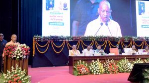 मुख्यमंत्री ने कहा- कच्चे घर थे, लेकिन इरादे पक्के थे, विपरीत परिस्थितियों में कभी संघर्ष से पीछे नहीं हटना चाहिए