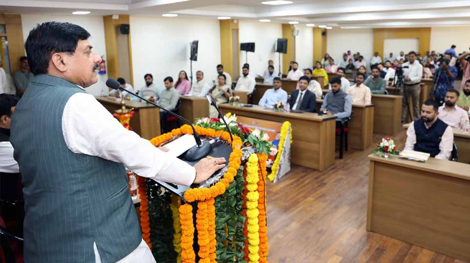 युवा, प्रदेश की बेहतरी और जनकल्याणकारी कार्यों का लाभ आमजन तक पहुंचाने के लिए काम करें: मुख्यमंत्री डॉ. यादव