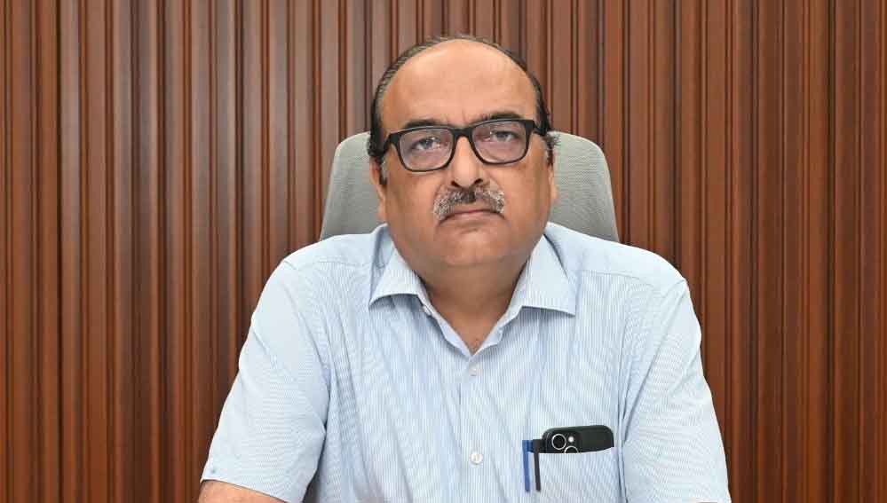 छत्तीसगढ़ में 31 व्यक्तिगत और 14 सामुदायिक योजनाओं से लोगों को लाभ, मुख्य सचिव ने की समीक्षा