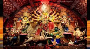 दुर्गा पूजा में ममता बनर्जी के पंडाल उद्घाटन पर चर्चा तेज, बीजेपी ने साधा राजनीतिक निशाना
