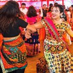 गुलाबी नगरी में गरबा-डांडिया की धूम, लहरिया-बांधनी के रंगों से सजी महारास की शाम