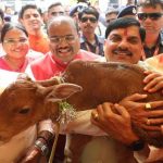 CM डॉ. यादव ने दिए आदर्श गौशाला जल्द तैयार करने के निर्देश, विभागीय योजनाओं पर चर्चा