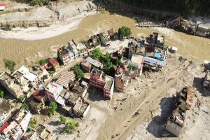 नेपाल में भीषण बाढ़ से मची तबाही, सल्लेरी और जगत बाजार में सैलाब का कहर; घर-पुल बह गए