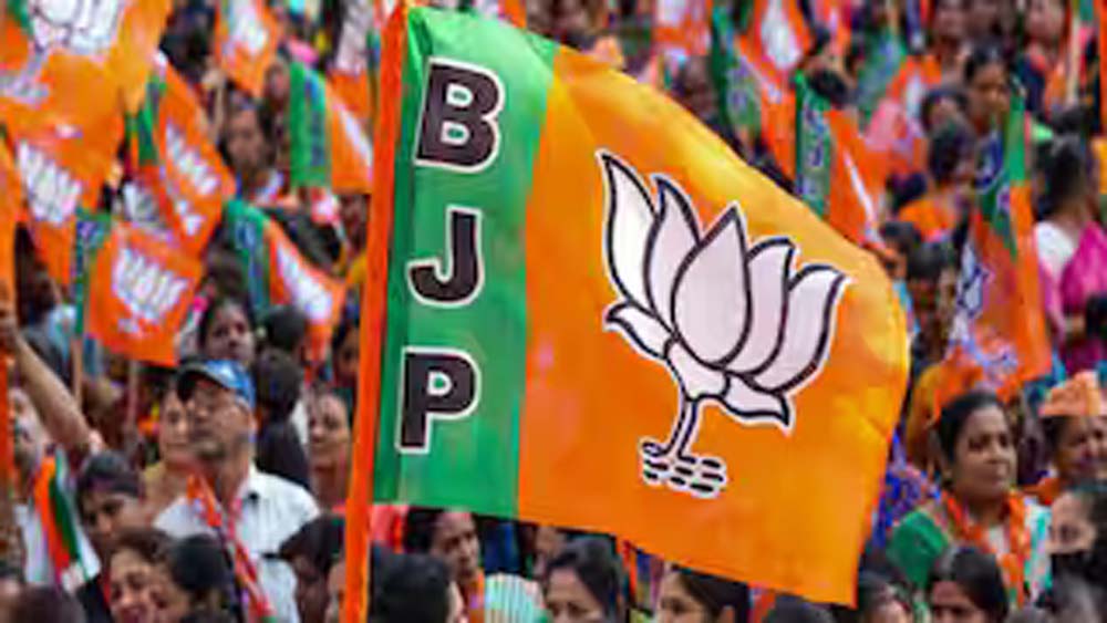 राज्यसभा की 10 सीटों पर सियासी घमासान, BJP के 8वें उम्मीदवार को लेकर बढ़ा सस्पेंस
