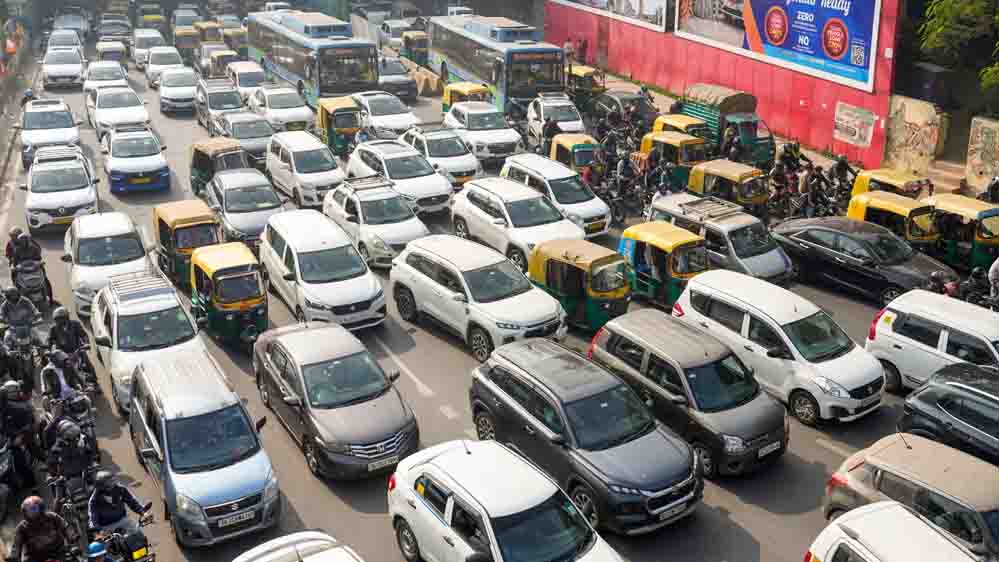 Delhi News: 1 नवंबर से दिल्ली में दूसरे राज्यों की गाड़ियों पर नए नियम, वाहन चालकों के लिए जरूरी खबर Delhi News: 1 नवंबर से दिल्ली में दूसरे राज्यों की गाड़ियों पर नए नियम, वाहन चालकों के लिए जरूरी खबर