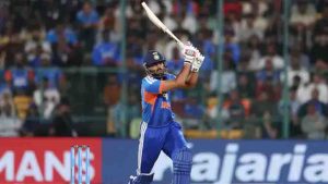 IND vs NZ: टीम इंडिया का सबसे बड़ा T20 रन चेज, संजू सैमसन और श्रेयस अय्यर बने जीत के हीरो IND vs NZ: टीम इंडिया का सबसे बड़ा T20 रन चेज, संजू सैमसन और श्रेयस अय्यर बने जीत के हीरो