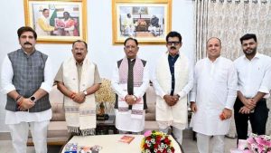 मुख्यमंत्री विष्णु देव साय से राजस्थान विधानसभा अध्यक्ष वासुदेव देवनानी ने की सौजन्य भेंट मुख्यमंत्री विष्णु देव साय से राजस्थान विधानसभा अध्यक्ष वासुदेव देवनानी ने की सौजन्य भेंट