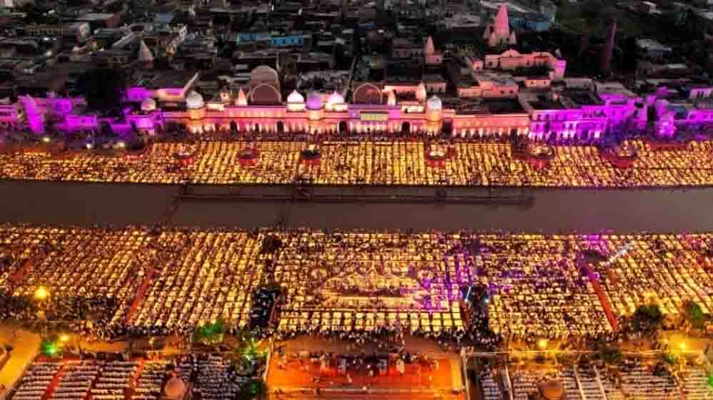 अयोध्या में दीपोत्सव की भव्य तैयारी, 30 लाख दीप जलाकर अपना ही रिकॉर्ड तोड़ने का लक्ष्य