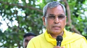 ‘आजम खान साइकिल छोड़कर पतंग उड़ाने की तैयारी में हैं’, राजभर का अखिलेश पर तंज