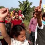 बच्चों से नारे लगवाने के आरोप पर घिरे दिग्विजय सिंह, राष्ट्रीय मानवाधिकार आयोग ने लिया संज्ञान