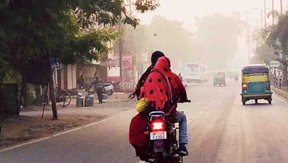 Indore Weather: रात में ठंडक, दिन में गर्मी; उत्तर-पश्चिमी हवाओं ने गिराया पारा Indore Weather: रात में ठंडक, दिन में गर्मी; उत्तर-पश्चिमी हवाओं ने गिराया पारा