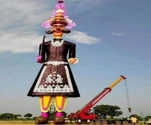 देश के सबसे ऊंचे रावण के पुतलों की तैयारी, दिल्ली-पंचकूला में 221 फीट और देहरादून में 181 फीट ऊंचाई