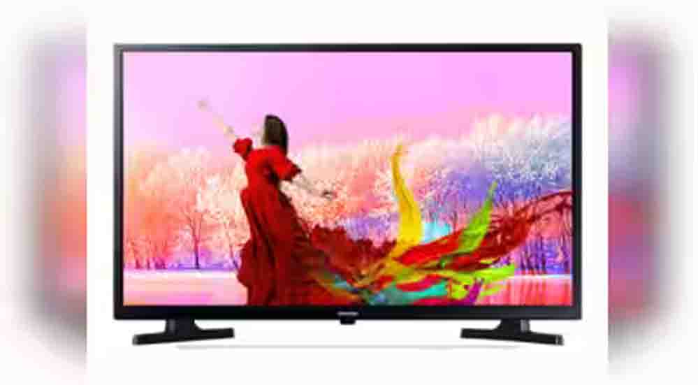 Amazon Sale में 32 इंच के TV पर बड़ी बचत, कीमत में ₹12 हजार की कटौती का दावा