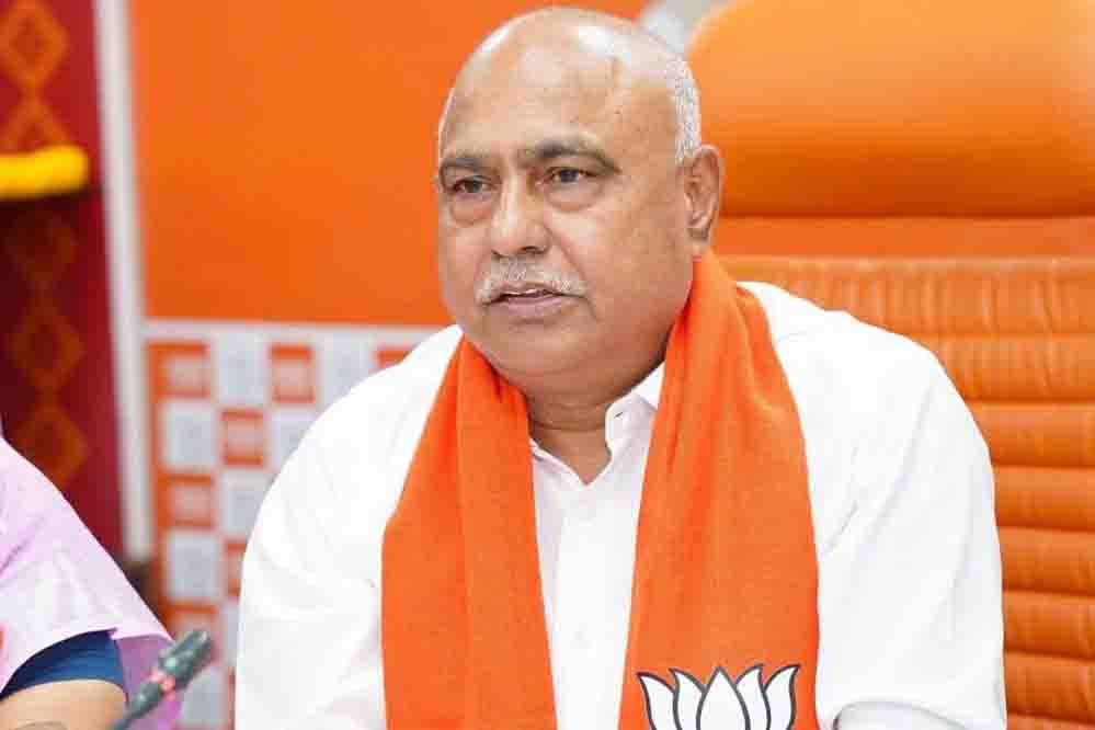 हेमंत खंडेलवाल का खरगे पर निशाना, पीएम मोदी के दिवंगत पिता को लेकर टिप्पणी पर जताई नाराजगी हेमंत खंडेलवाल का खरगे पर निशाना, पीएम मोदी के दिवंगत पिता को लेकर टिप्पणी पर जताई नाराजगी