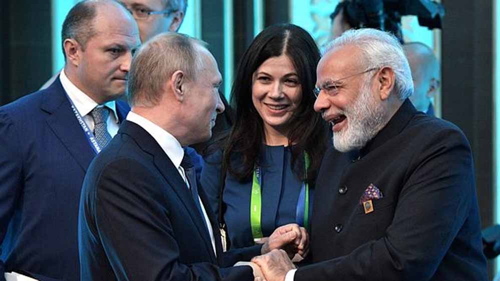 यूक्रेन युद्ध पर पुतिन बोले- PM मोदी शांति से समाधान निकालने के पक्ष में यूक्रेन युद्ध पर पुतिन बोले- PM मोदी शांति से समाधान निकालने के पक्ष में