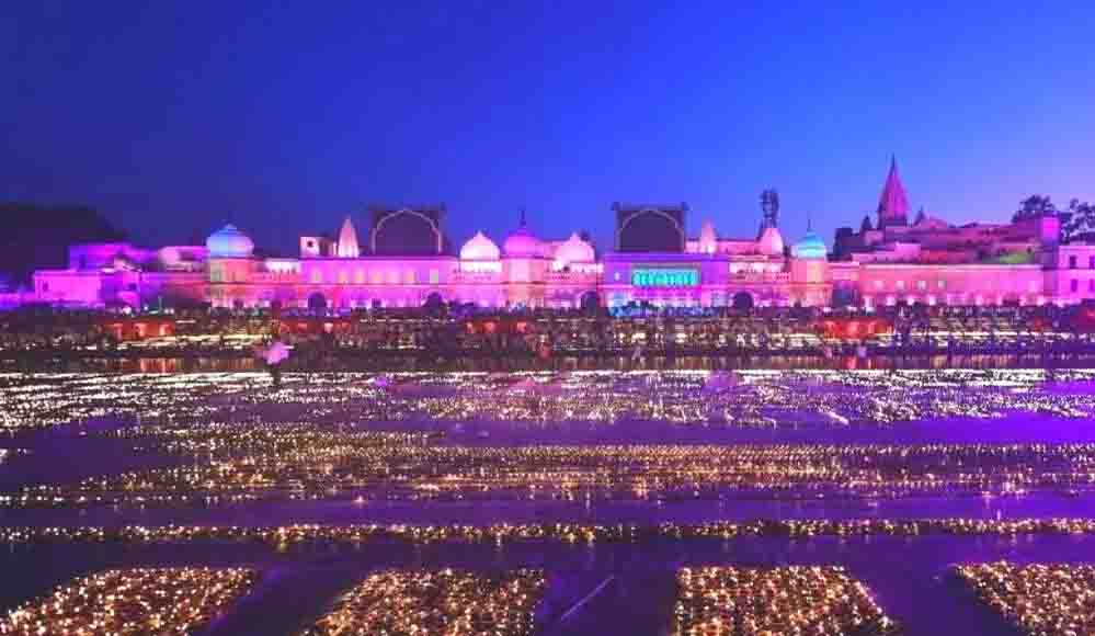 अयोध्या दीपोत्सव की तैयारियां तेज, सीएम योगी के निर्देश पर भव्य आयोजन की रूपरेखा पर चर्चा अयोध्या दीपोत्सव की तैयारियां तेज, सीएम योगी के निर्देश पर भव्य आयोजन की रूपरेखा पर चर्चा
