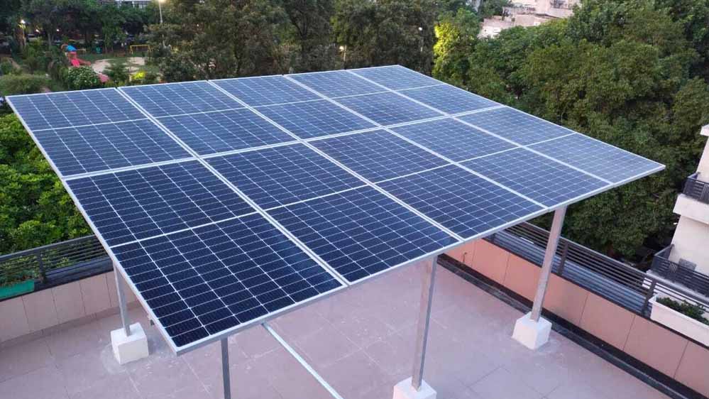 स्मार्ट मीटर और सूर्यघर योजना से बिजली व्यवस्था में पारदर्शिता, उपभोक्ताओं को दोहरा लाभ