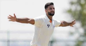 पहले तीन वनडे के लिए भारतीय टीम में शामिल हुए आकिब नबी, इस तेज गेंदबाज को मिला मौका पहले तीन वनडे के लिए भारतीय टीम में शामिल हुए आकिब नबी, इस तेज गेंदबाज को मिला मौका
