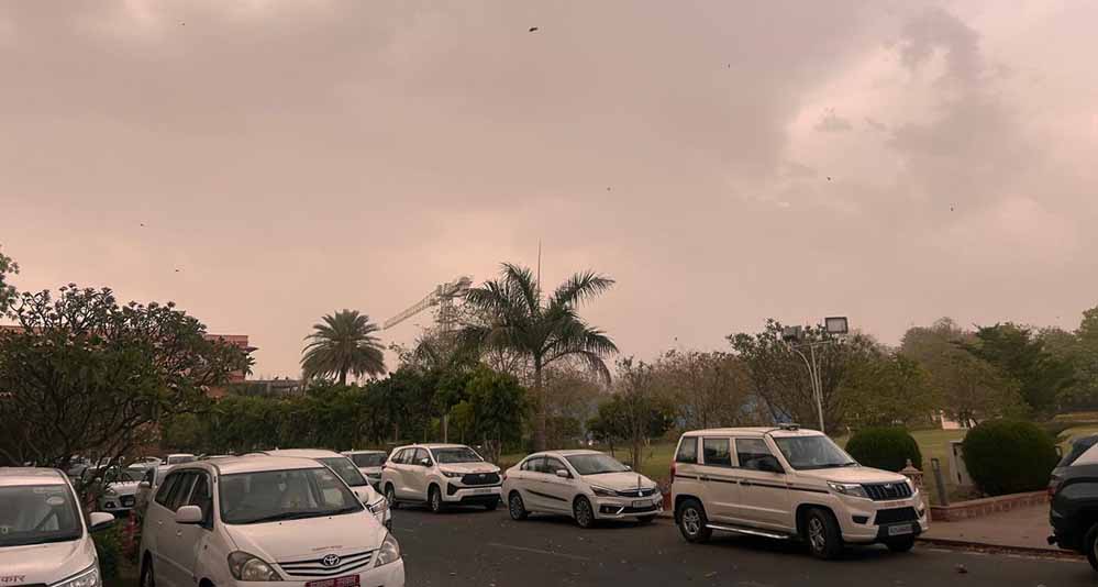 मध्य प्रदेश में मौसम ने बदली चाल, रात में ठंड का अहसास; पांच शहरों में तापमान 18 डिग्री के आसपास मध्य प्रदेश में मौसम ने बदली चाल, रात में ठंड का अहसास; पांच शहरों में तापमान 18 डिग्री के आसपास