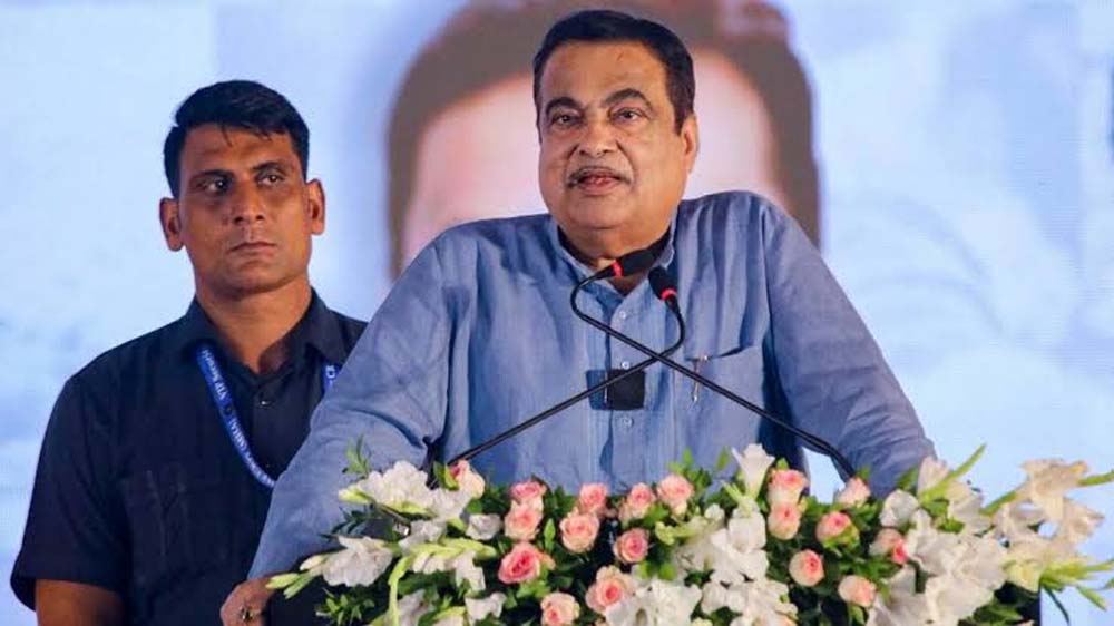 बिहार में सड़क परियोजनाओं पर खर्च होंगे सवा 3 लाख करोड़, गडकरी ने दिए तेजी से काम के निर्देश