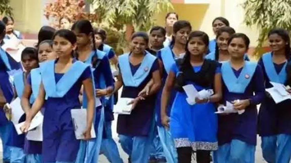 बिहार: 75% अटेंडेंस नहीं तो अटक सकता है सरकारी योजनाओं का पैसा, अररिया के छात्रों के लिए जरूरी अपडेट