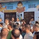 सड़क हादसे में महिला की मौत के बाद बवाल, भीड़ ने ट्रक चालक को पकड़ा और केबिन फूंका