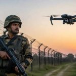 भारत-पाकिस्तान सीमा के पास बड़ी कार्रवाई, सरसों के खेत में मिले हेरोइन के दो पैकेट; जांच शुरू भारत-पाकिस्तान सीमा के पास बड़ी कार्रवाई, सरसों के खेत में मिले हेरोइन के दो पैकेट; जांच शुरू