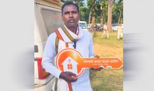 ‘सरकार आपके द्वार’ शिविर में मिली नए घर की चाबी, चेहरे पर छलकी वर्षों के इंतजार की खुशी