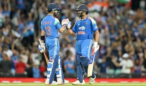 Virat-Rohit की अगली सीरीज कब? भारतीय जर्सी में अगले महीने फिर उतरेंगे मैदान पर, जानें पूरा शेड्यूल Virat-Rohit की अगली सीरीज कब? भारतीय जर्सी में अगले महीने फिर उतरेंगे मैदान पर, जानें पूरा शेड्यूल