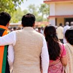 पंचायत चुनाव में नेताओं ने परिवार पर खेला दांव, बेटे-बेटियों और पत्नियों को जिताने की चुनौती पंचायत चुनाव में नेताओं ने परिवार पर खेला दांव, बेटे-बेटियों और पत्नियों को जिताने की चुनौती