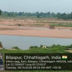 चालू है न्यायधानी में अवैध रेत खनन का कारोबार! नदी में दिनदहाड़े चल रहे ट्रैक्टर, प्रशासन की निगरानी पर उठे सवाल