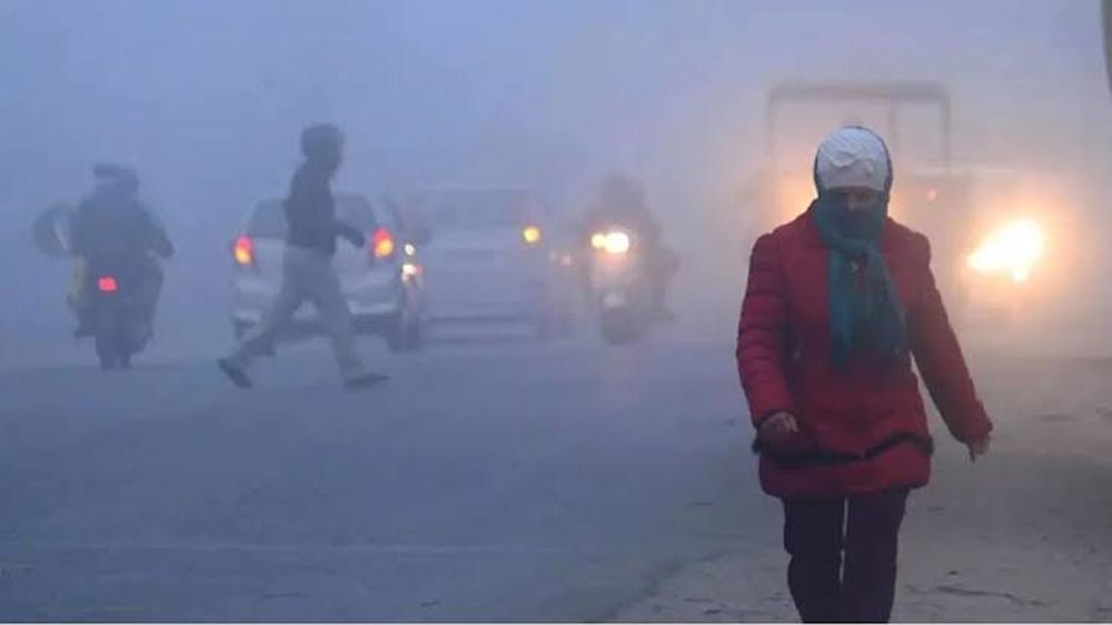 UP Weather: सुबह-शाम ठंड, दिन में तेज धूप; अगले कुछ दिनों में 2-3 डिग्री गिरेगा तापमान